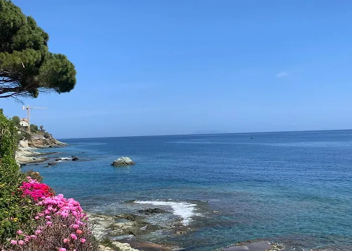 Casa Di Mare Ferienhaus San-Martino-di-Lota